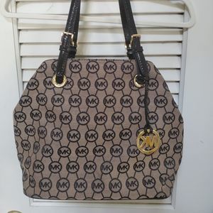 Michael Kors Shoulder Bag